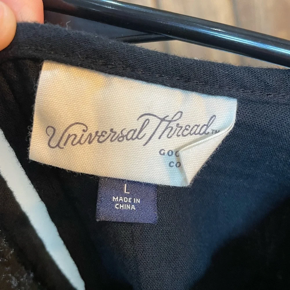 Universal Thread Top - Picture 3 of 3